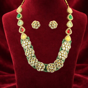 Green quartz long necklace set with Kundan flowers