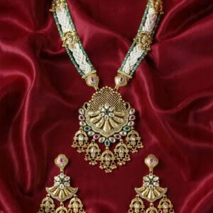 Pearl and green kempu beads long temple necklace set