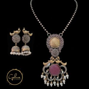 Two tone oxidized & pink stone pendant set