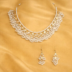 Pearl necklace set
