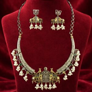 Two tone oxidized hasuli - in red and green