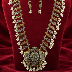 Two tone oxidized necklace set