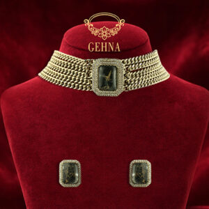 Designer choker with black doublet pendant