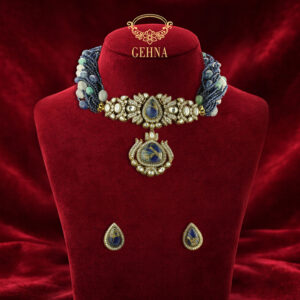 Blue hydro beads choker set with victorian doublet pendant