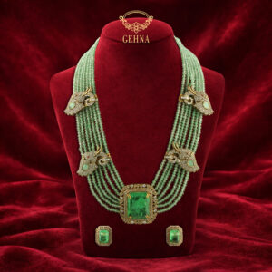 Green fluorite beads long necklace set with victorian green doublet pendants