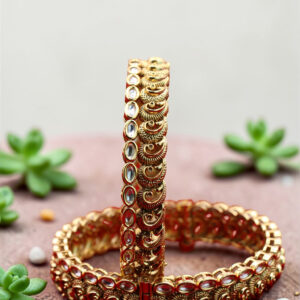 Pearl and emerald kada pair