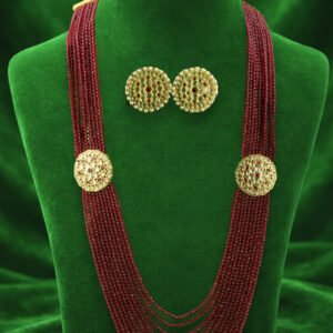 Garnet necklace set with kundan side pendant