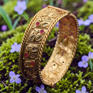 Antique gold kada with red stones